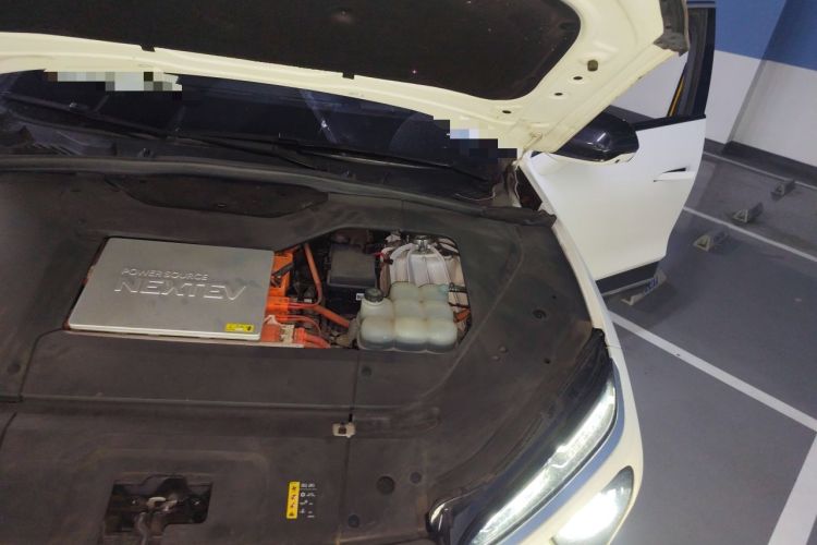 Used Nio ES6 2020 430KM Performance Version Engine Bay Left