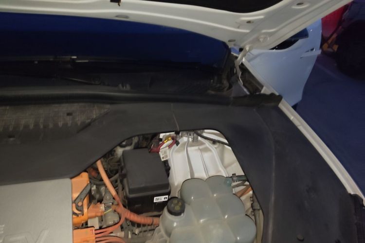 Used Nio ES6 2020 420 km Sport Edition Engine Bay Left
