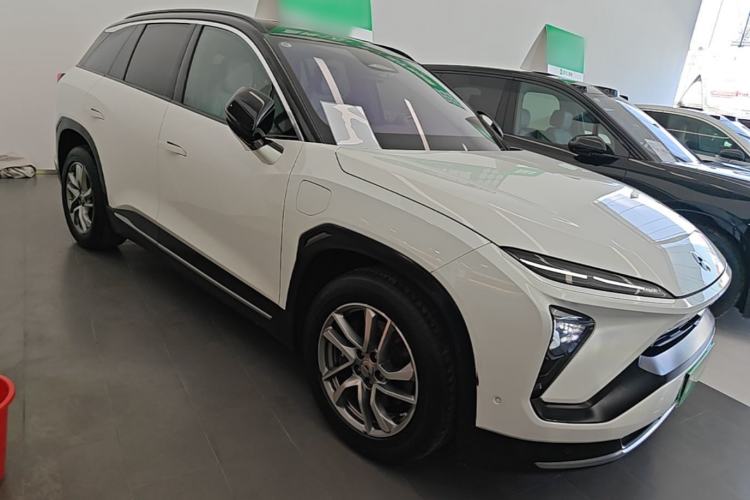 Used Nio ES6 2020 420 km Sport Edition Front Right 45 Deg