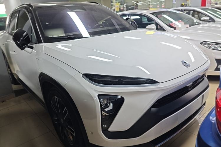 Used Nio ES6 2020 430KM Performance Version Front Right 45 Deg