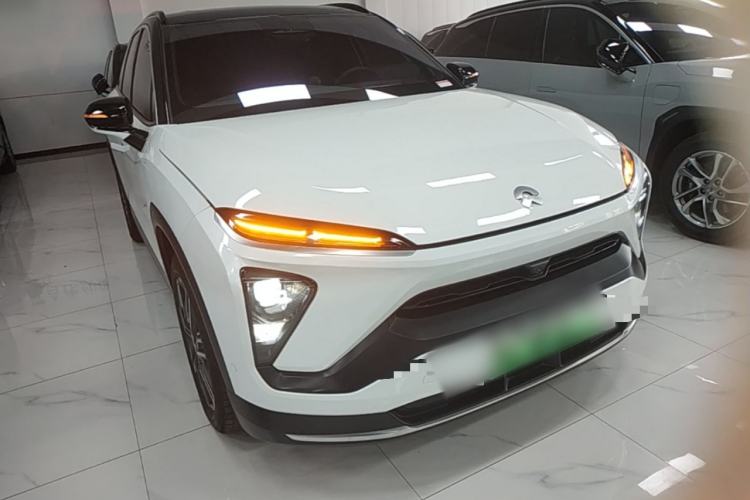 Used Nio ES6 2020 610 km Performance Version Front Right 45 Deg