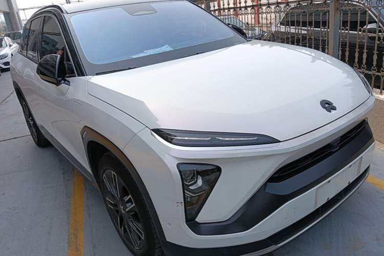 Used Nio ES6 2020 490 km Sport Edition Front Right 45 Deg