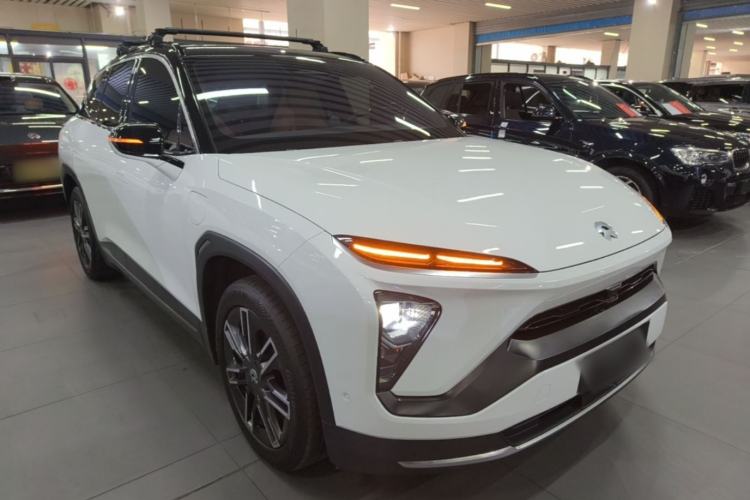 Used Nio ES6 2020 610 km Performance Version Front Right 45 Deg