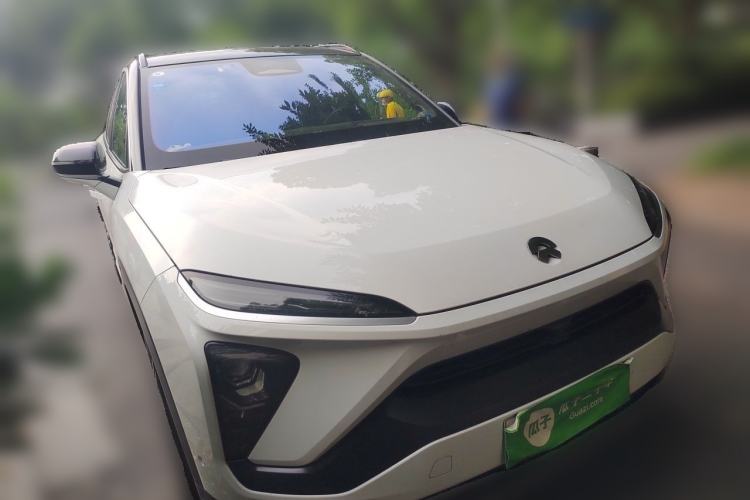 Used Nio ES6 2020 420 km Sport Edition Front Right 45 Deg