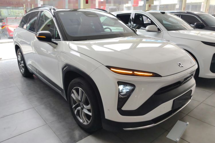 Used Nio ES6 2020 610 km Performance Version Front Right 45 Deg