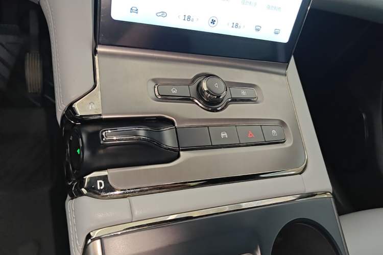 Used Nio ES6 2020 420 km Sport Edition Gear Lever