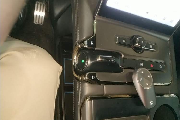 Used Nio ES6 2020 600 km Sport Edition Gear Lever