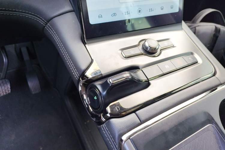 Used Nio ES6 2020 420 km Sport Edition Gear Lever