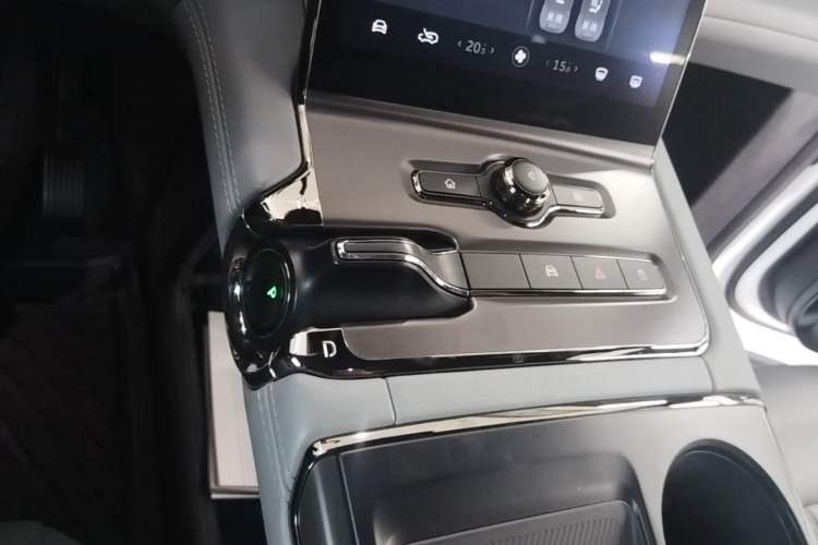 Used Nio ES6 2020 420 km Sport Edition Gear Lever