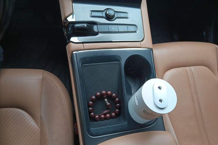 Used Nio ES6 2020 420 km Sport Edition Gear Lever