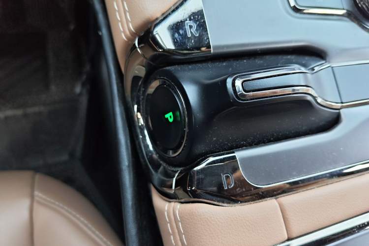 Used Nio ES6 2020 420 km Sport Edition Gear Lever