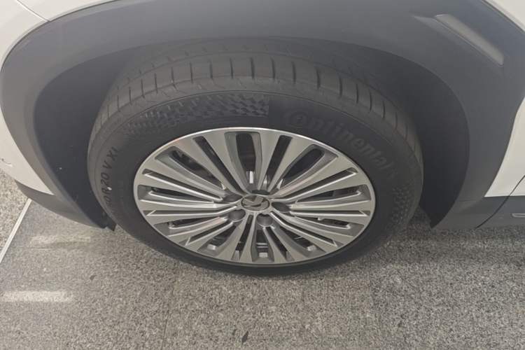 Used Nio ES6 2020 455KM Sport Edition Left Front Wheel Hub