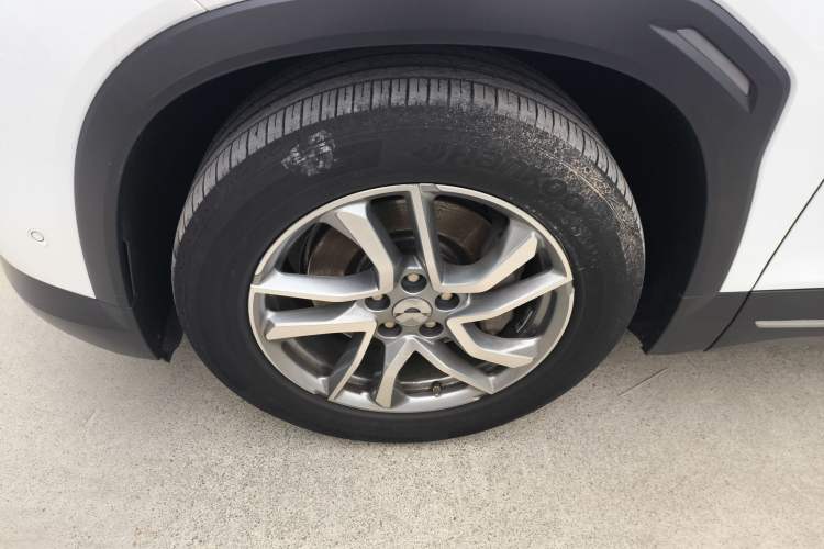 Used Nio ES6 2020 600 km Sport Edition Left Front Wheel Hub