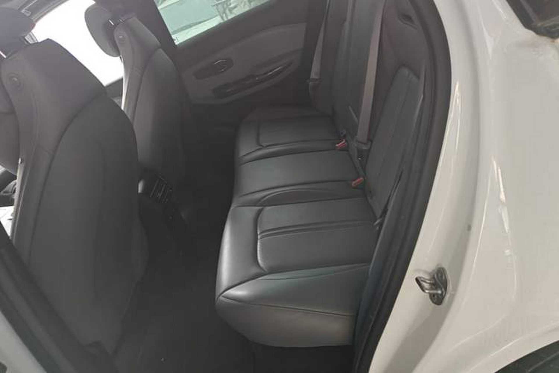 Used Nio ES6 2020 610 km Performance Version Left Rear Seat