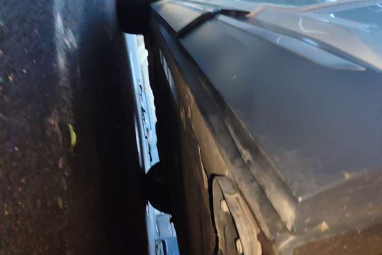 Used Nio ES6 2020 465 km Performance Version Left Side Sill