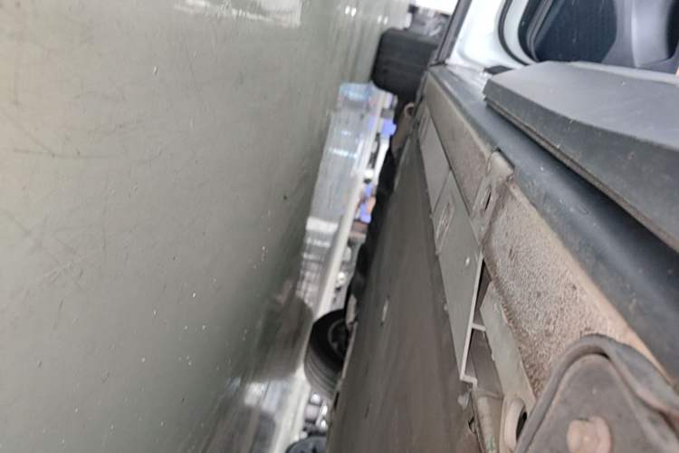 Used Nio ES6 2020 455KM Sport Edition Left Side Sill