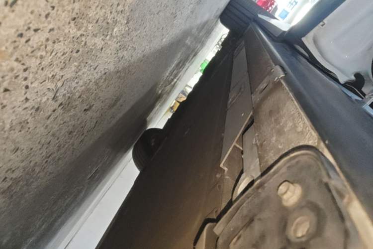 Used Nio ES6 2020 455KM Sport Edition Left Side Sill