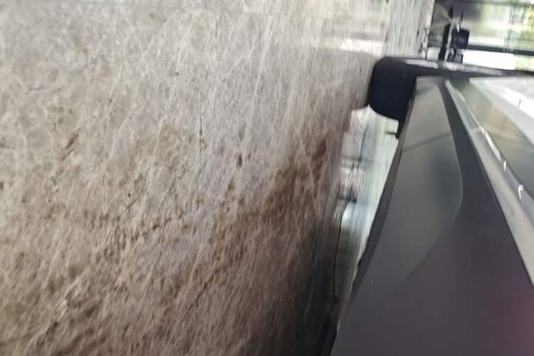 Used Nio ES6 2020 600 km Sport Edition Left Side Sill