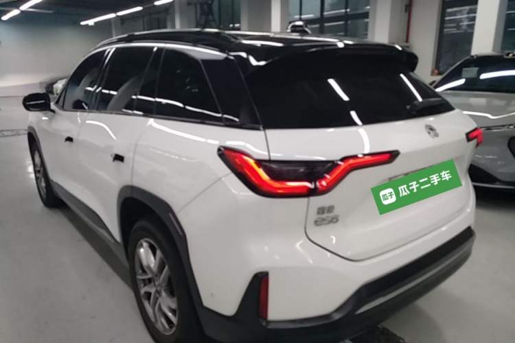 Used Nio ES6 2020 420 km Sport Edition Rear Left 45 Deg