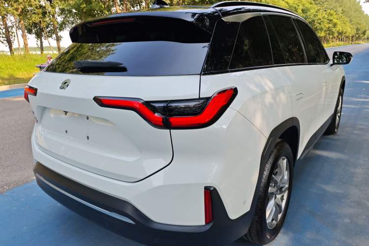 Used Nio ES6 2020 610 km Performance Version Rear Right 45 Deg