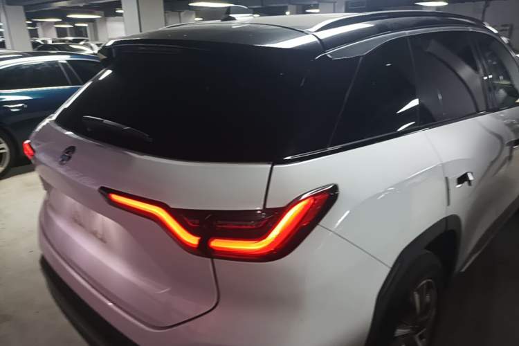 Used Nio ES6 2020 420 km Sport Edition Rear Right 45 Deg