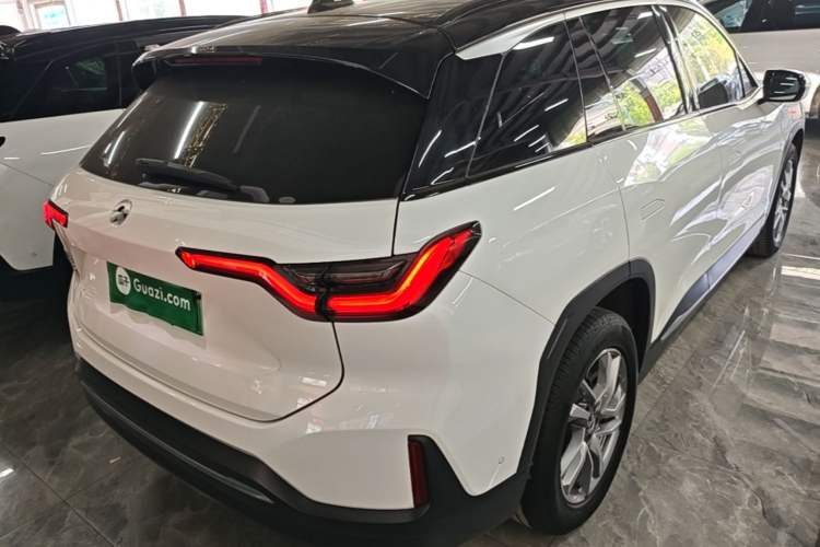 Used Nio ES6 2020 600 km Sport Edition Rear Right 45 Deg
