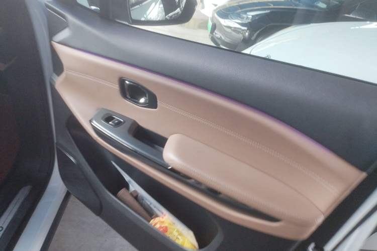 Used Nio ES6 2020 610 km Performance Version Right Front Door Interior