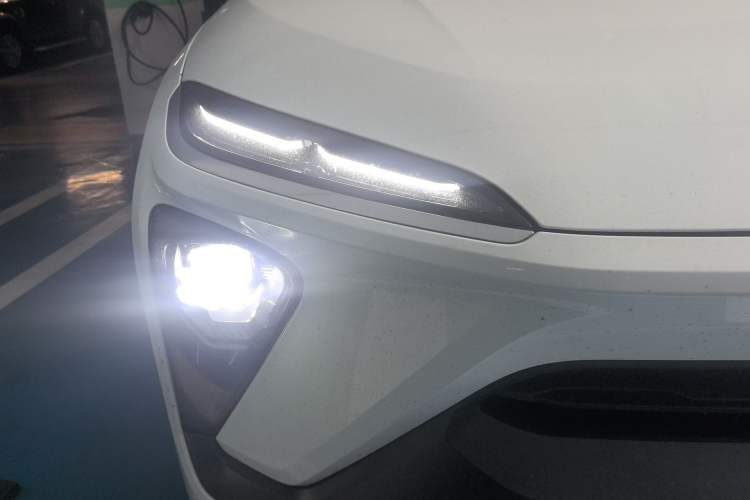 Used Nio ES6 2020 420 km Sport Edition Right Front Headlight