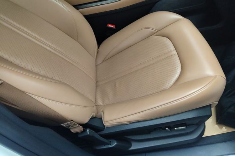 Used Nio ES6 2020 465 km Performance Version Right Front Seat