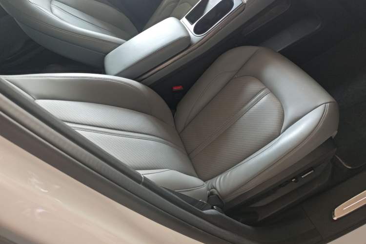 Used Nio ES6 2020 600 km Sport Edition Right Front Seat