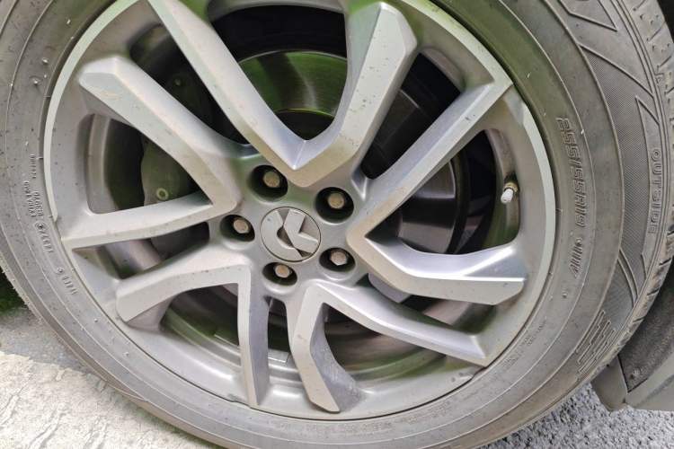 Used Nio ES6 2020 600 km Sport Edition Right Front Wheel Hub