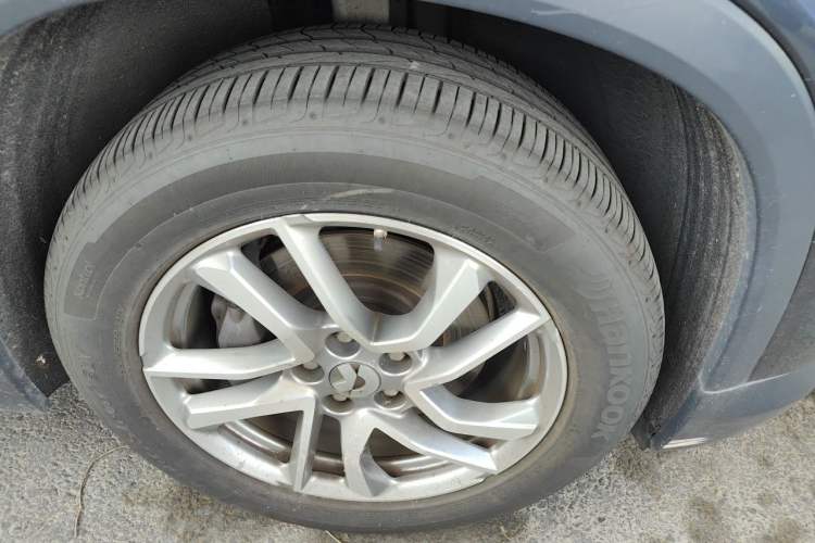 Used Nio ES6 2020 420 km Sport Edition Right Front Wheel Hub