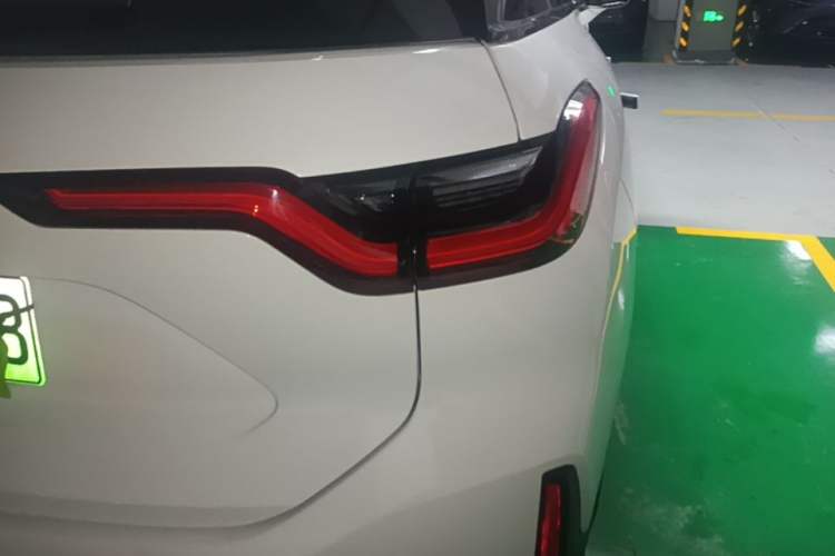 Used Nio ES6 2020 420 km Sport Edition Right Rear Taillight