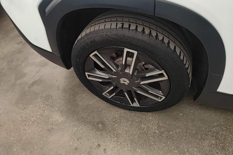 Used Nio ES6 2020 420 km Sport Edition Right Rear Wheel Hub