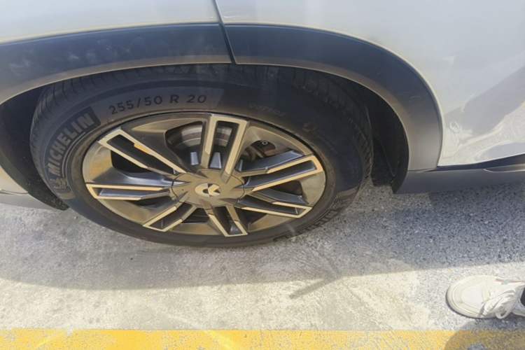 Used Nio ES6 2020 465 km Performance Version Right Rear Wheel Hub