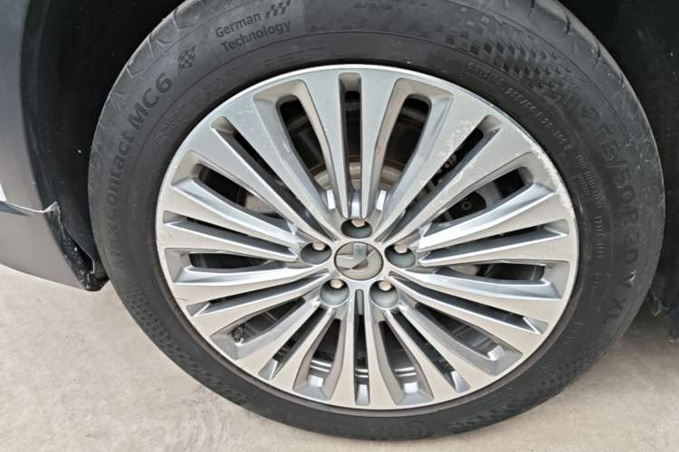 Used Nio ES6 2020 430 km Signature Edition Right Rear Wheel Hub