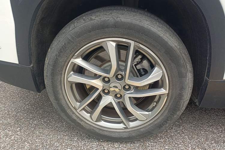 Used Nio ES6 2020 600 km Sport Edition Right Rear Wheel Hub