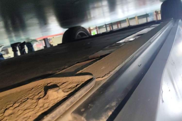 Used Nio ES6 2020 600 km Sport Edition Right Side Sill