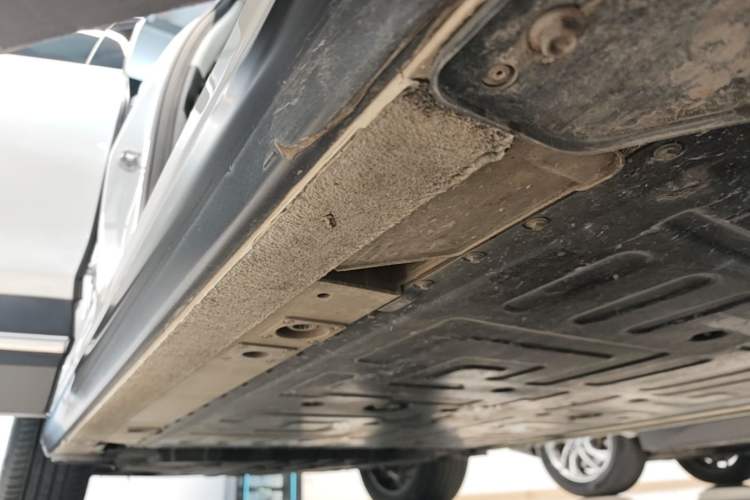 Used Nio ES6 2020 420 km Sport Edition Right Side Sill