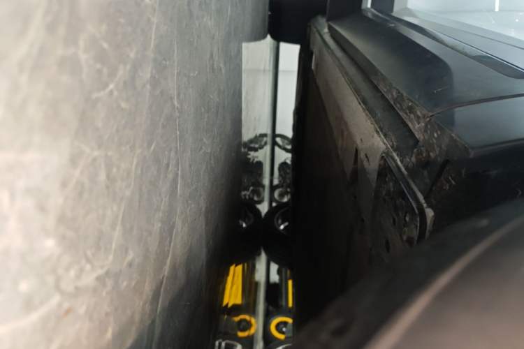 Used Nio ES6 2020 455KM Sport Edition Right Side Sill