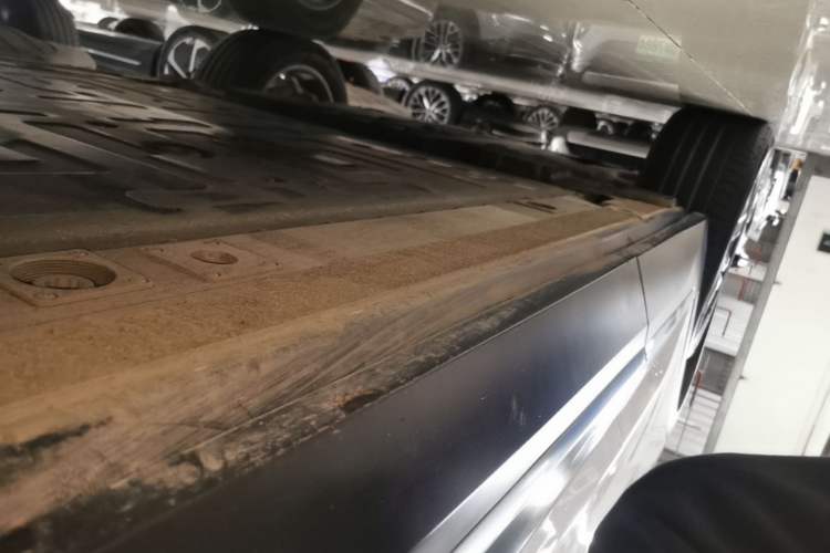 Used Nio ES6 2020 455KM Sport Edition Right Side Sill