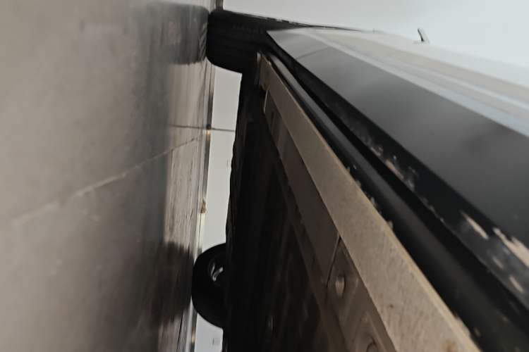 Used Nio ES6 2020 420 km Sport Edition Right Side Sill