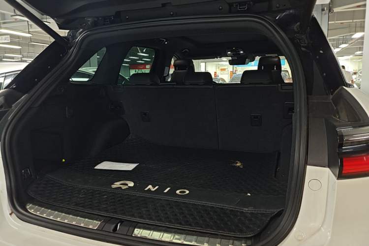 Used Nio ES6 2020 430KM Performance Version Trunk