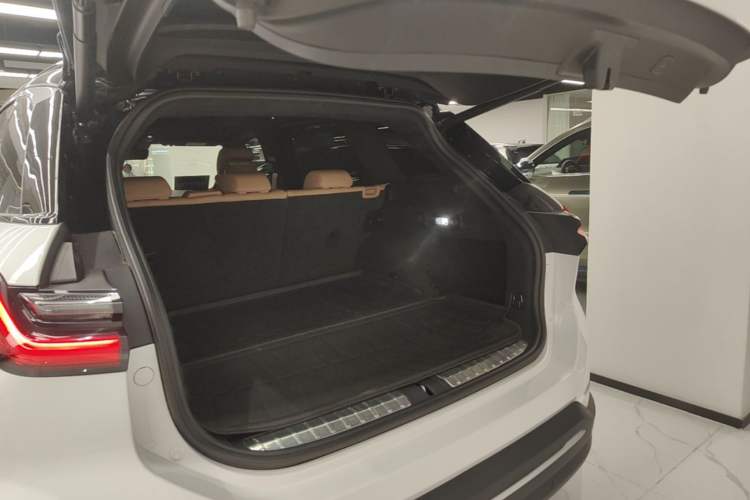 Used Nio ES6 2020 600 km Sport Edition Trunk
