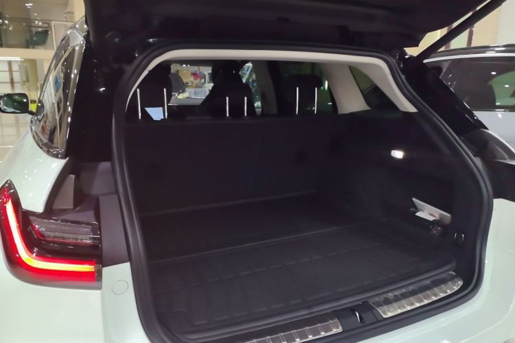 Used Nio ES6 2020 420 km Sport Edition Trunk