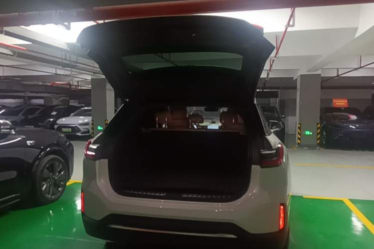 Used Nio ES6 2020 420 km Sport Edition Trunk