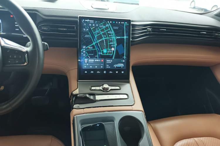 Used Nio ES6 2022 75 kWh Sport Edition Audio And AC Panel