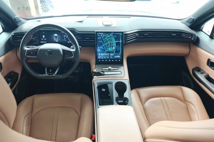 Used Nio ES6 2022 75 kWh Sport Edition Center Console