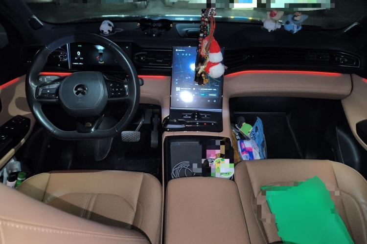 Used Nio ES6 2022 75 kWh Sport Edition Center Console