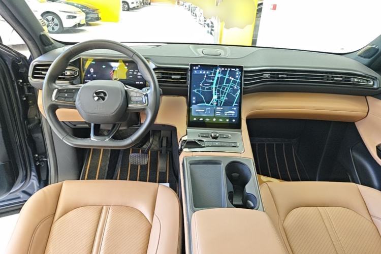 Used Nio ES6 2022 75 kWh Sport Edition Center Console